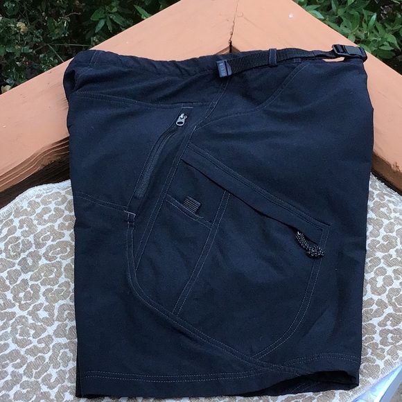 REI Shorts Rei Black Padded Bike Shorts Mens L Poshmark